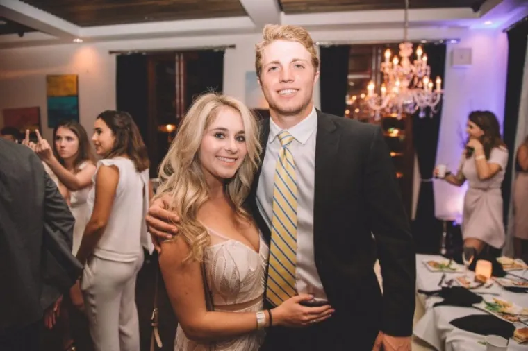 PRAVA AKCIJA ODVIJA SE U POZADINI: Dobro se zagledajte u fotografije i sve će vam biti jasno, za ovo stvarno treba imati peh