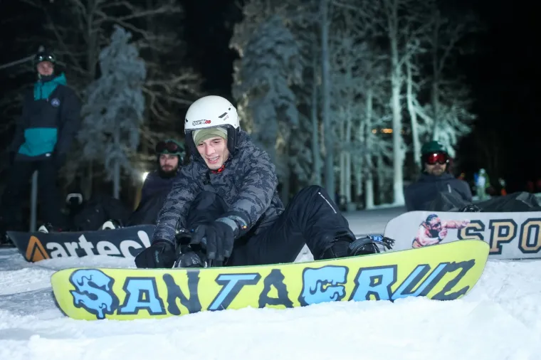 Tradicionalnim noćnim skijanjem otvorena nova sezona skijanja na Sljemenu