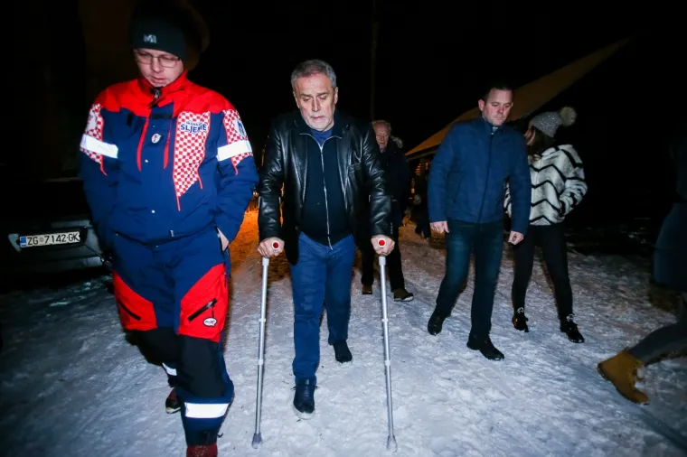 BANDIĆ OBI&Scaron;AO CRVENI SPUST UNATOČ LO&Scaron;EM ZDRAVSTVENOM STANJU: Otvorena skija&scaron;ka sezona na Sljemenu