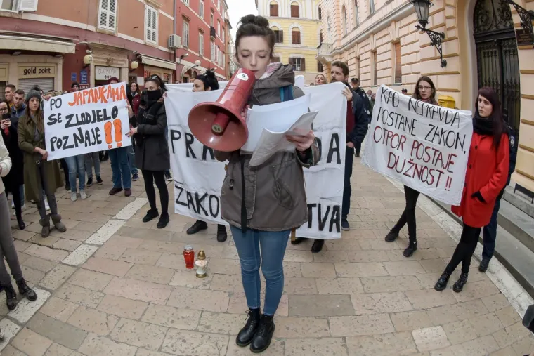 Prosvjed protiv pu&scaron;tanja Daruvarca na slobodu: 'Kad nepravda postane zakon, otpor postaje dužnost'