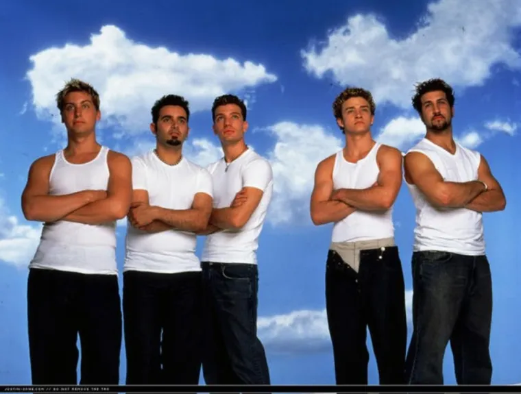 Povratak u '90: Otrcane fotografije s albuma boy bendova toliko su lo&scaron;e da su toliko dobre