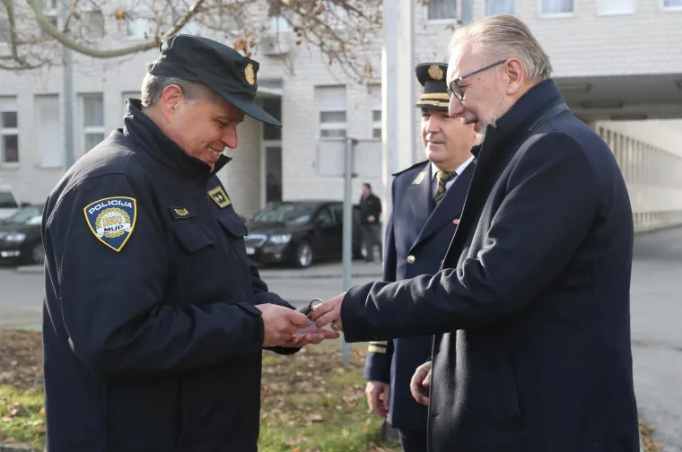 MUP-u 10 kombi vozila s forenzičnom opremom