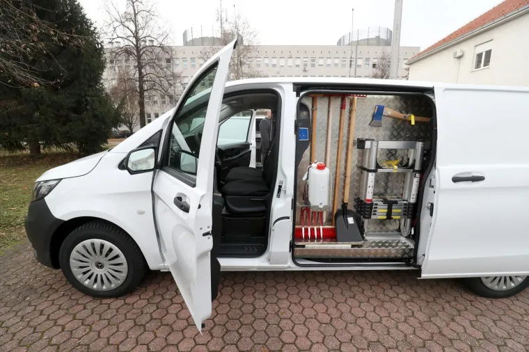 MUP-u 10 kombi vozila s forenzičnom opremom