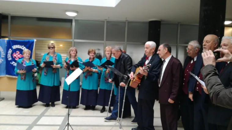 Bandić 'dela' udarnički: Možete li uopće povjerovati &scaron;to je sve na &scaron;takama obi&scaron;ao nakon izlaska iz bolnice?