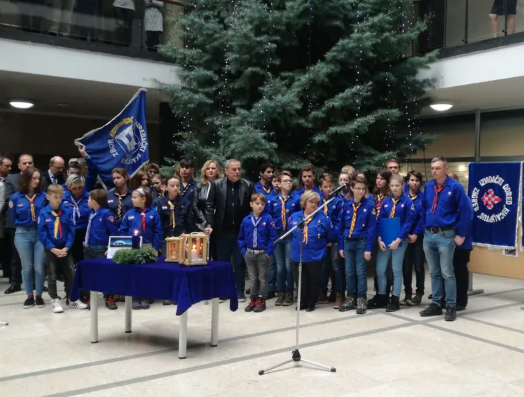 Bandić 'dela' udarnički: Možete li uopće povjerovati &scaron;to je sve na &scaron;takama obi&scaron;ao nakon izlaska iz bolnice?