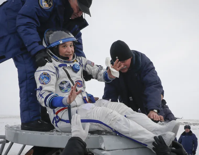 Članovi posade Međunarodne svemirske stanice (ISS) sigurno se vratili na Zemlju