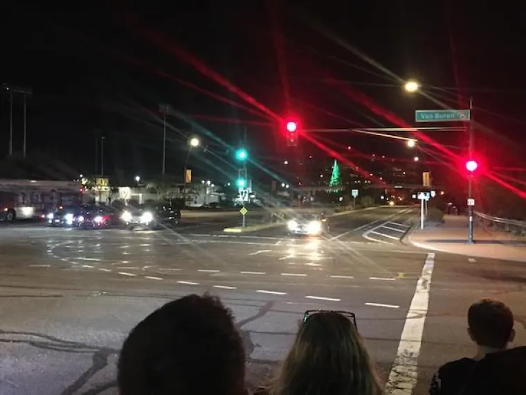 ZA KAOS NA CESTI NE TREBA REKONSTRUKCIJA ROTORA: Dosta je nekoliko ovakvih genijalaca na strate&scaron;kim točkama