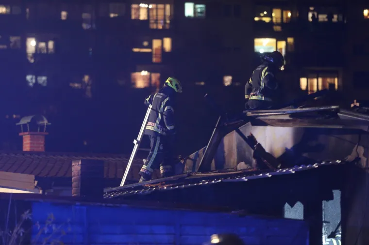 Požar u Zagrebu: Izgorjela montažna kuća mlade obitelji s dvoje djece