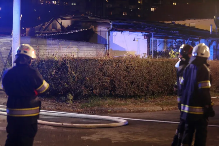 Požar u Zagrebu: Izgorjela montažna kuća mlade obitelji s dvoje djece
