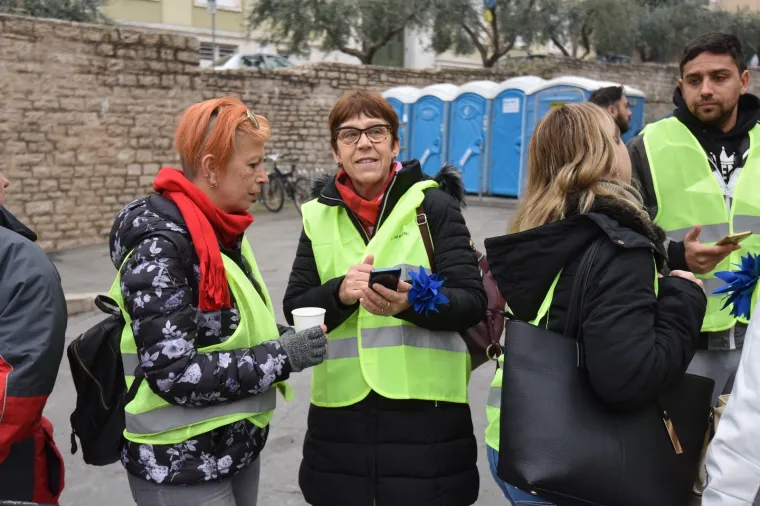 Prosvjed 'žutih prsluka' u Splitu i Puli