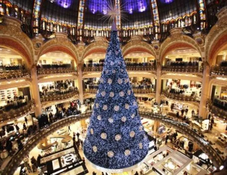 Past ćete na 'dupe' kad vidite 15 najljep&scaron;ih božićnih jelki diljem svijeta!