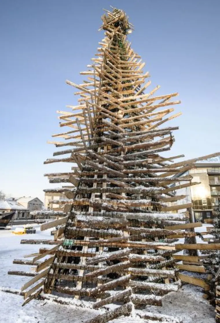 Past ćete na 'dupe' kad vidite 15 najljep&scaron;ih božićnih jelki diljem svijeta!