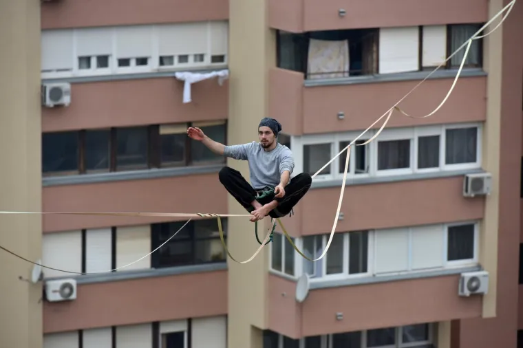 Pulom su pro&scaron;etali neustra&scaron;ivi "nebeski hodači"