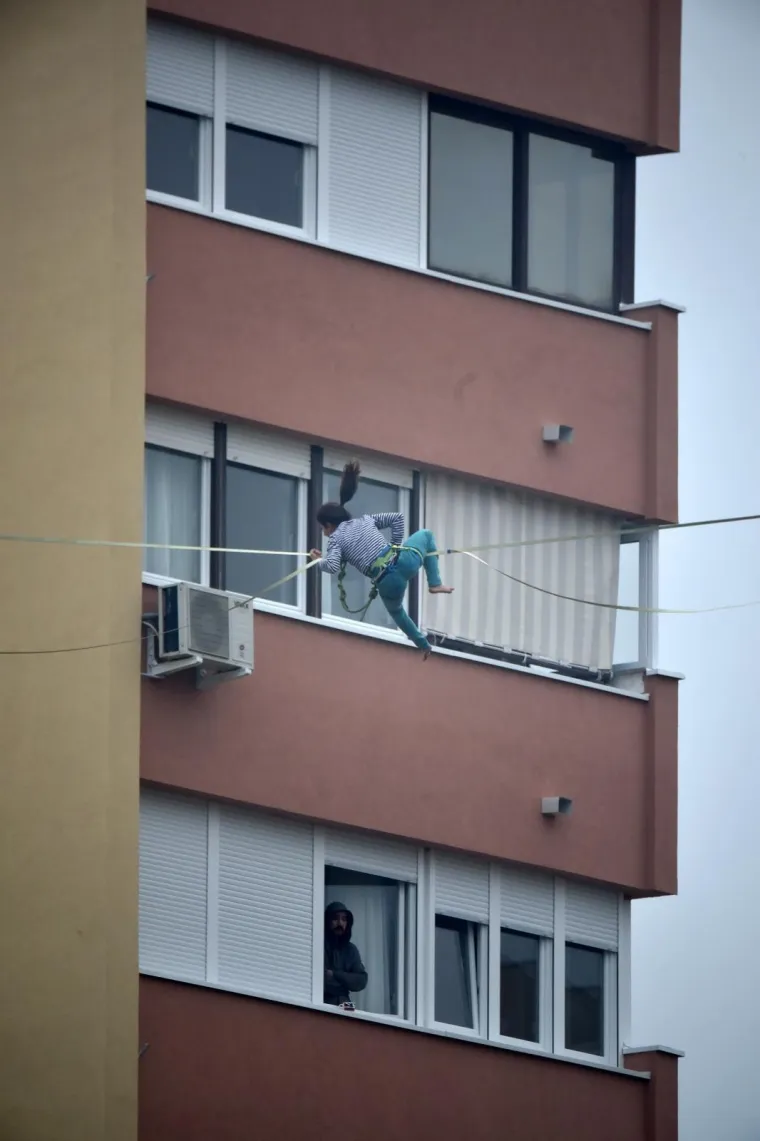 Pulom su pro&scaron;etali neustra&scaron;ivi "nebeski hodači"