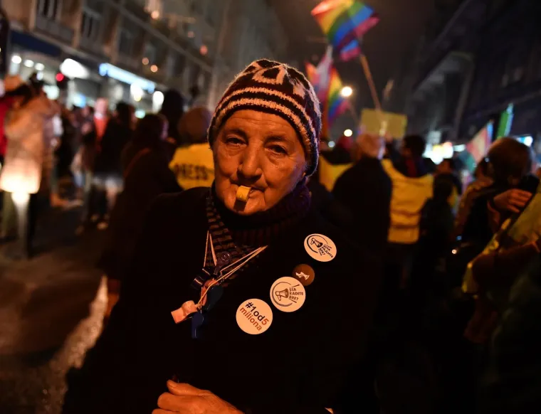 'Počelo je': Vi&scaron;e od trideset tisuća Beograđana na prosvjedu protiv nasilja