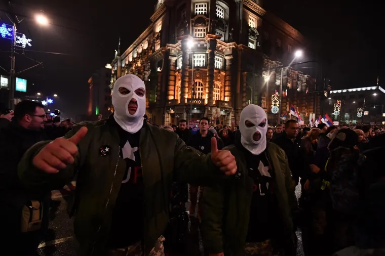 'Počelo je': Vi&scaron;e od trideset tisuća Beograđana na prosvjedu protiv nasilja