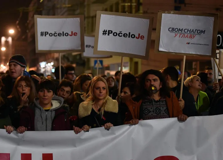 'Počelo je': Vi&scaron;e od trideset tisuća Beograđana na prosvjedu protiv nasilja