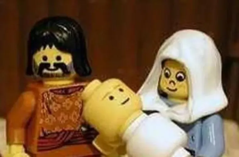 Yoda umjesto Isuseka, Batman umjesto Josipa: 22 urnebesnih jaslica koje su sve samo ne tradicionalne!