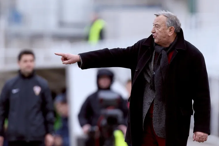 21.02.2015., stadion u Kranjcevicevoj, Zagreb -  MAXtv, 1. HNL, 22. kolo, NK Lokomotiva - HNK Hajduk. Trener Hajduka Stanko Poklepovic. 
Photo: Goran Stanzl/PIXSELL