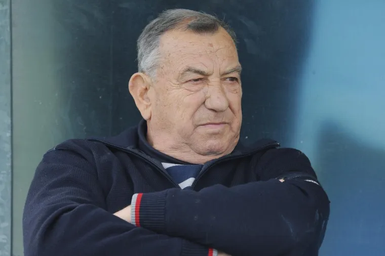 27.03.2015., Vodice - Nogometasi Hajduka i Vodica odigrali humanitarnu utakmicu za pomoc Zrinskom Sprljanu, mladom Vodicaninu koji je u procesu rehabilitacije od teske bolesti.
Photo: Hrvoje Jelavic/PIXSELL