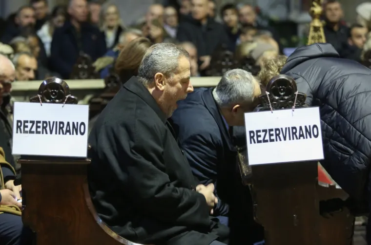 ... i nije se mogao suzdržati