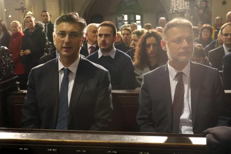 BOZANIĆ PREDVODIO MISU U KATEDRALI ZA BOŽIĆ: Stigli Plenković, Jandroković i drugi političari