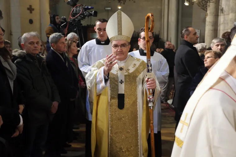 BOZANIĆ PREDVODIO MISU U KATEDRALI ZA BOŽIĆ: Stigli Plenković, Jandroković i drugi političari