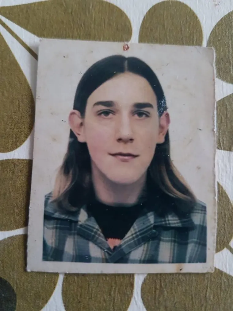 SVI IMAMO NEKU FAZU KOJU ŽELIMO ZABORAVITI, ONI IMAJU ISTO TO PUTA DVA: Ono kada te mama šišala na lonac, a ti si mislio da si kul