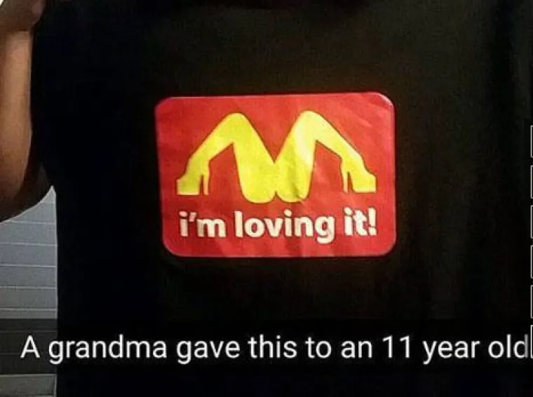 Internet presudio: Ovo je 17 najgorih božićnih poklona