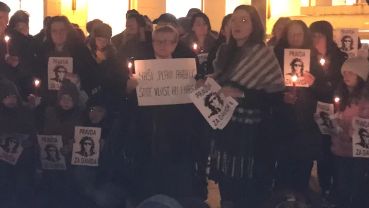 Na Cvjetnom se okupili građani: 'Mi podr&scaron;ku pružamo kao roditelji koji vi&scaron;e ne žele nasilje'