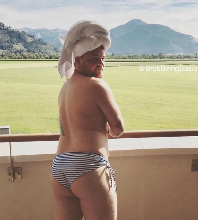 EVO &Scaron;TO BI SE DOGODILO KADA BI SE MU&Scaron;KARCI PONA&Scaron;ALI POPUT DJEVOJAKA: Njihov Instagram nasmijat će vas do suza