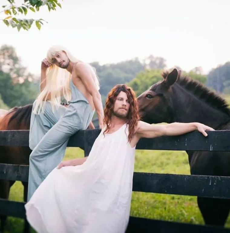 EVO &Scaron;TO BI SE DOGODILO KADA BI SE MU&Scaron;KARCI PONA&Scaron;ALI POPUT DJEVOJAKA: Njihov Instagram nasmijat će vas do suza