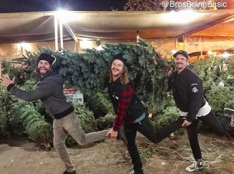 EVO &Scaron;TO BI SE DOGODILO KADA BI SE MU&Scaron;KARCI PONA&Scaron;ALI POPUT DJEVOJAKA: Njihov Instagram nasmijat će vas do suza