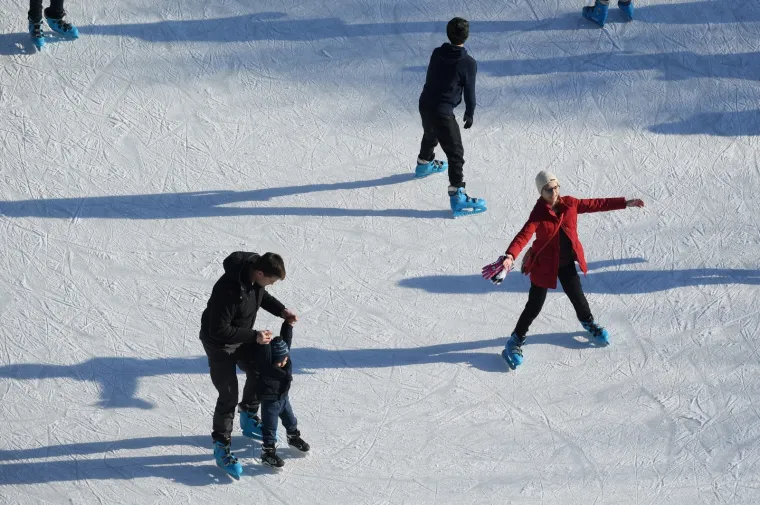 Veselje za najmlađe: Zagrebački kvartovi dobili mala klizali&scaron;ta