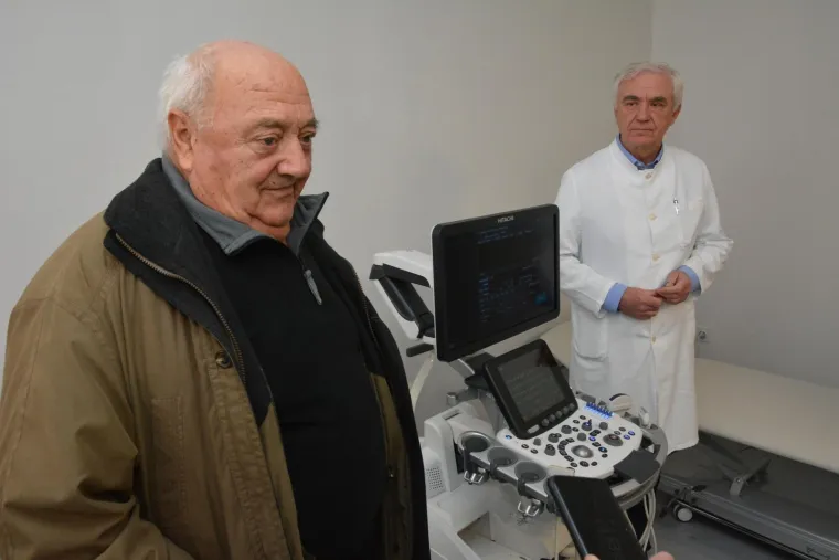 KAD NEĆE DRŽAVA, ONDA MORAJU GRAĐANI: Penzioner, povratnik iz &Scaron;vicarske, bolnici donirao uređaj vrijedan 100.000 eura