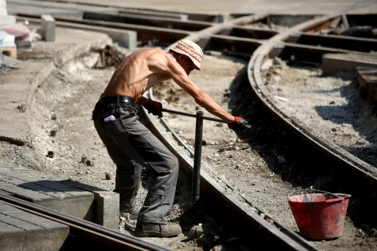 Kolovoz 2018.: Radovi na trasi tramvajske pruge na križanju Ilice i Republike Austrije