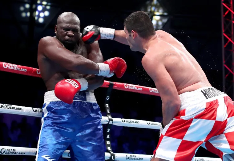 Prosinac 2018.: Filip Hrgović obranio internacionalni WBC naslov protiv Kevina Johnsona