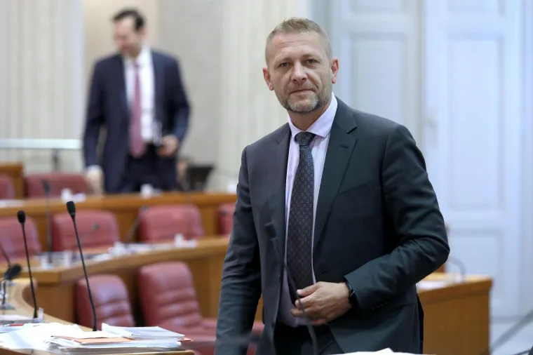 Ovu 'mrtvu trku' malo tko je očekivao: Pogledajte tko je ponio titulu najpozitivnijeg političara!