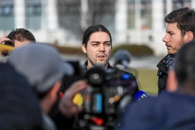 Ovu 'mrtvu trku' malo tko je očekivao: Pogledajte tko je ponio titulu najpozitivnijeg političara!