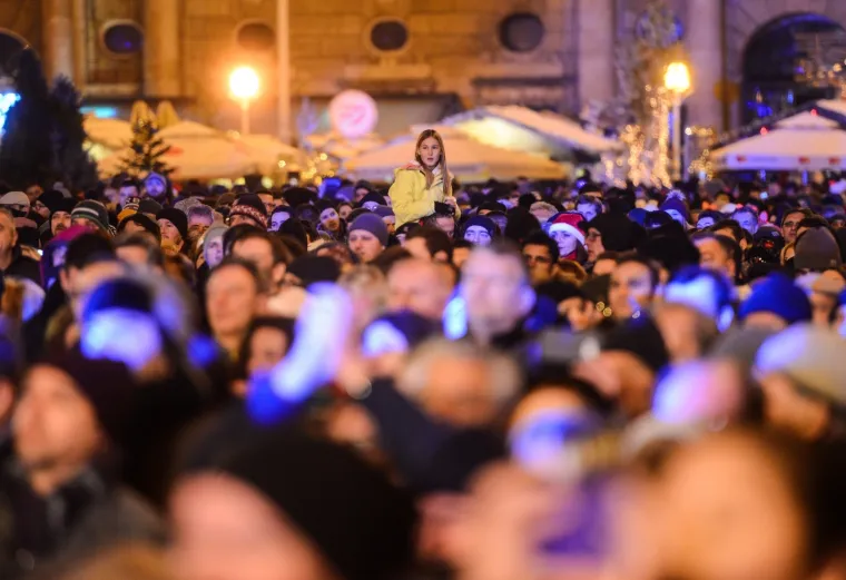 1.1.2019., Zagreb  - Docek  Nove godine na Trgu bana Jelacica   Photo: Josip Regovic/PIXSELL