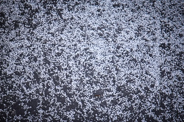 Zrnati snijeg: Zagrepčane jutros iznenadila neobična pojava