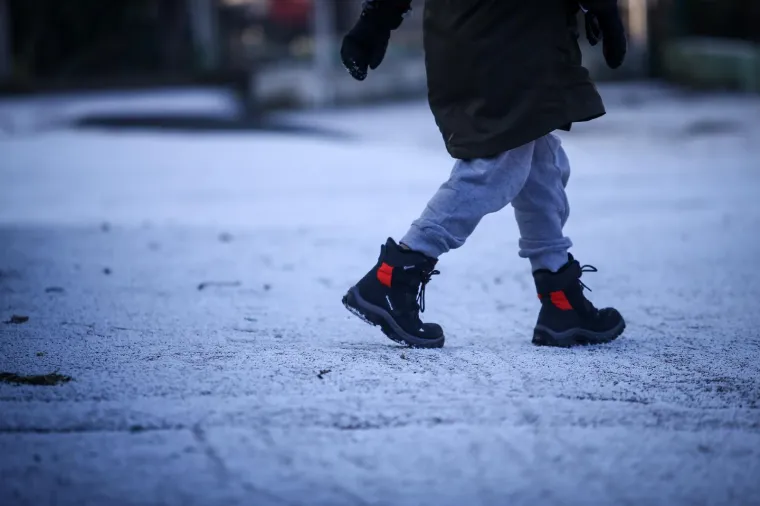 Zrnati snijeg: Zagrepčane jutros iznenadila neobična pojava