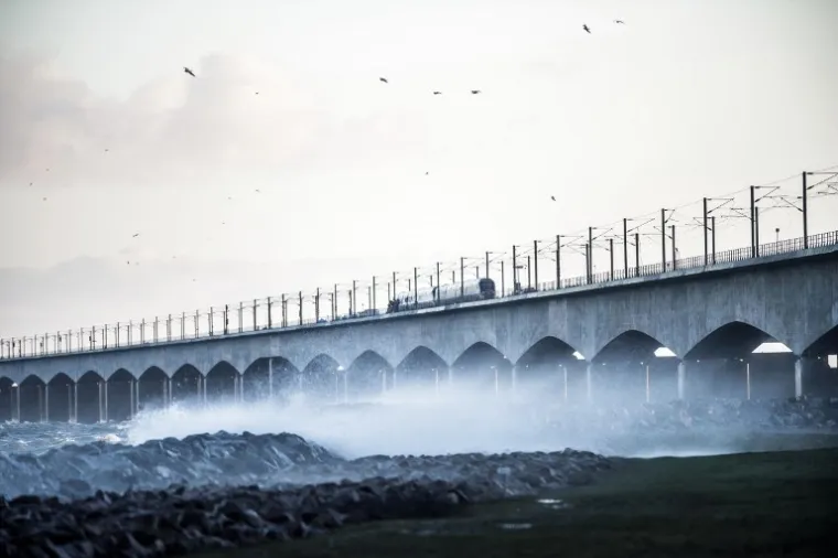 TE&Scaron;KA ŽELJEZNIČKA NESREĆA U DANSKOJ: Ima vi&scaron;e poginulih, prizor je stra&scaron;an