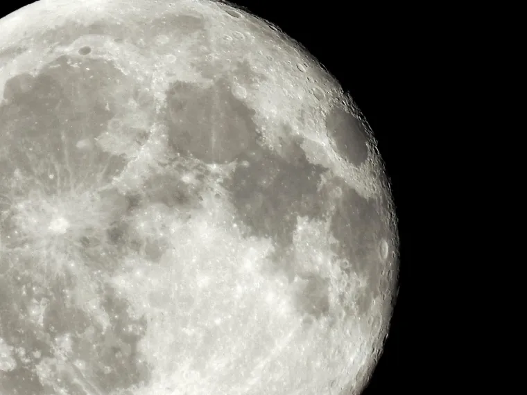 Razbijanje mita! Ima li Mjesec tamnu stranu?