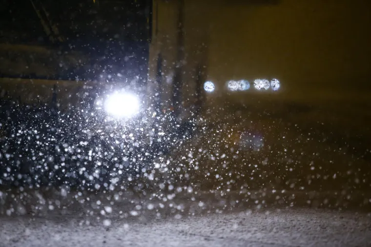 PAHULJE ZABIJELILE METROPOLU: U Zagrebu u večernjim satima pao gust snijeg