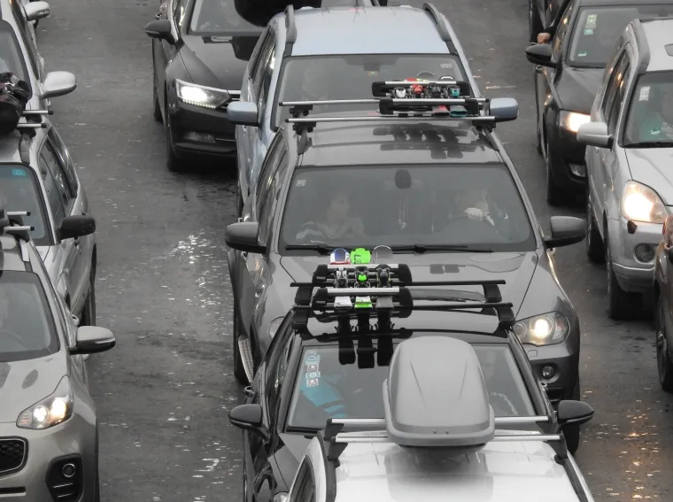 Kaos i gužve na granicama: Hrvati masovno pohrlili prema popularnim skijali&scaron;tima