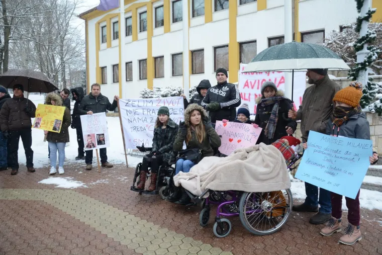 HZZO odgovorio Kristini i ostalima koji prosvjeduju: 'Nećemo promijeniti kriterije dok ne vidimo dokaze'