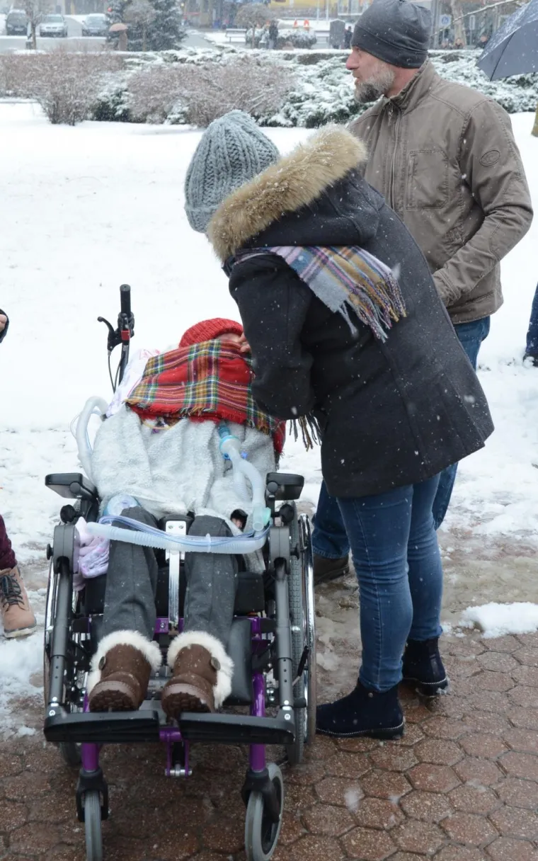 HZZO odgovorio Kristini i ostalima koji prosvjeduju: 'Nećemo promijeniti kriterije dok ne vidimo dokaze'