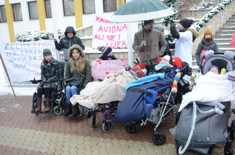 HZZO odgovorio Kristini i ostalima koji prosvjeduju: 'Nećemo promijeniti kriterije dok ne vidimo dokaze'