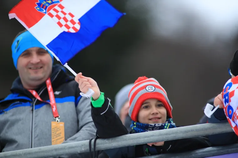 GUŽVE NA SLJEMENU, PRAVA JE LUDNICA: Osjetite da&scaron;ak snježne skija&scaron;ke bajke